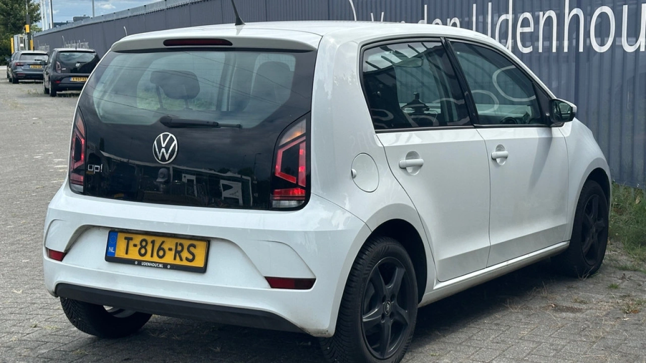 Volkswagen up! 1.0 mpi 65pk Airco Lane Assist Bluetooth
