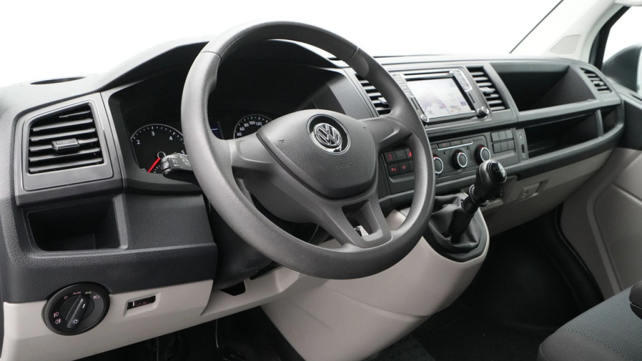 VW Bedrijfswagens Transporter 2.0 TDI 150pk L2H1 Comfortline