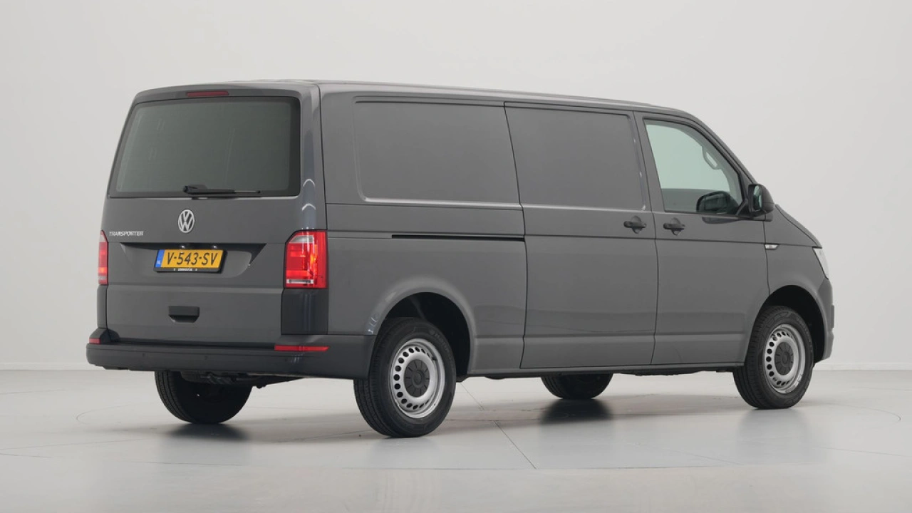 VW Bedrijfswagens Transporter 2.0 TDI 150pk L2H1 Comfortline
