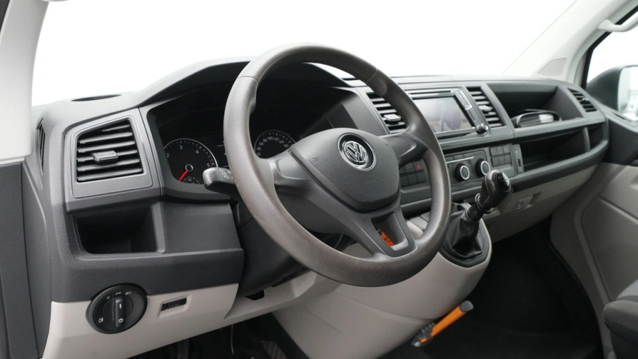 VW Bedrijfswagens Transporter 2.0 TDI L2H1