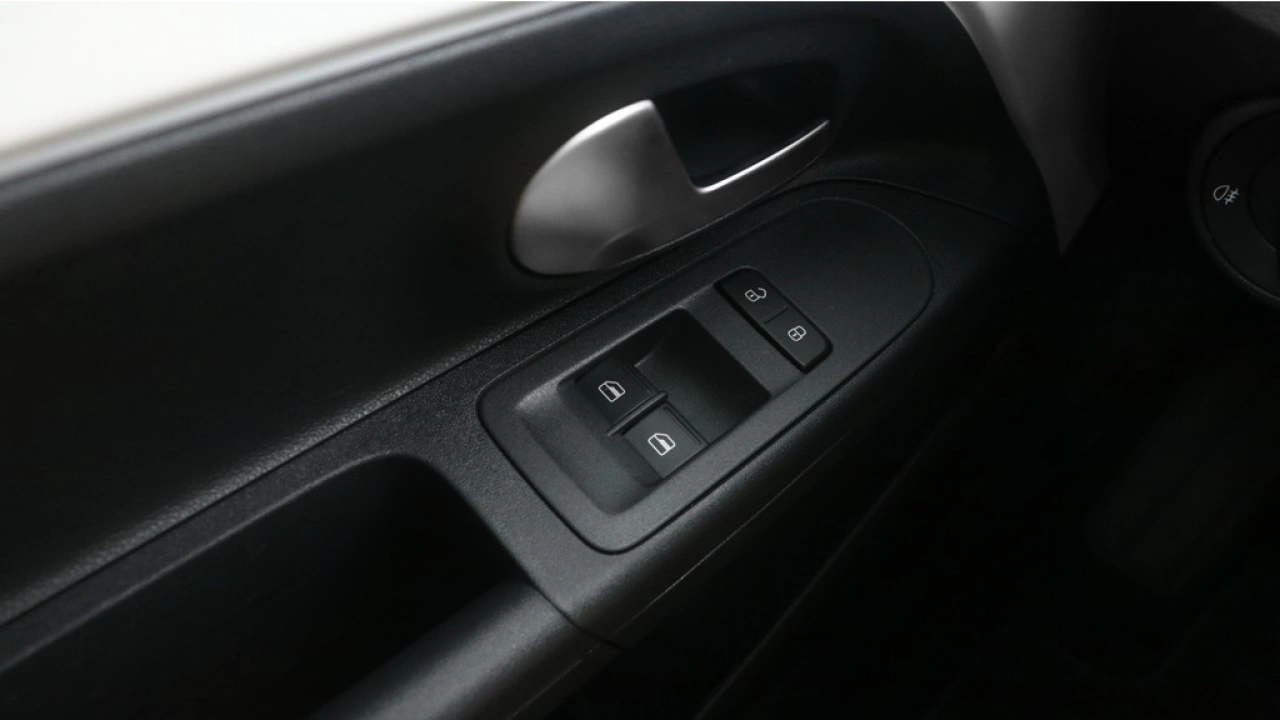 Volkswagen up! 1.0 mpi 65pk Airco Bluetooth Lane assist