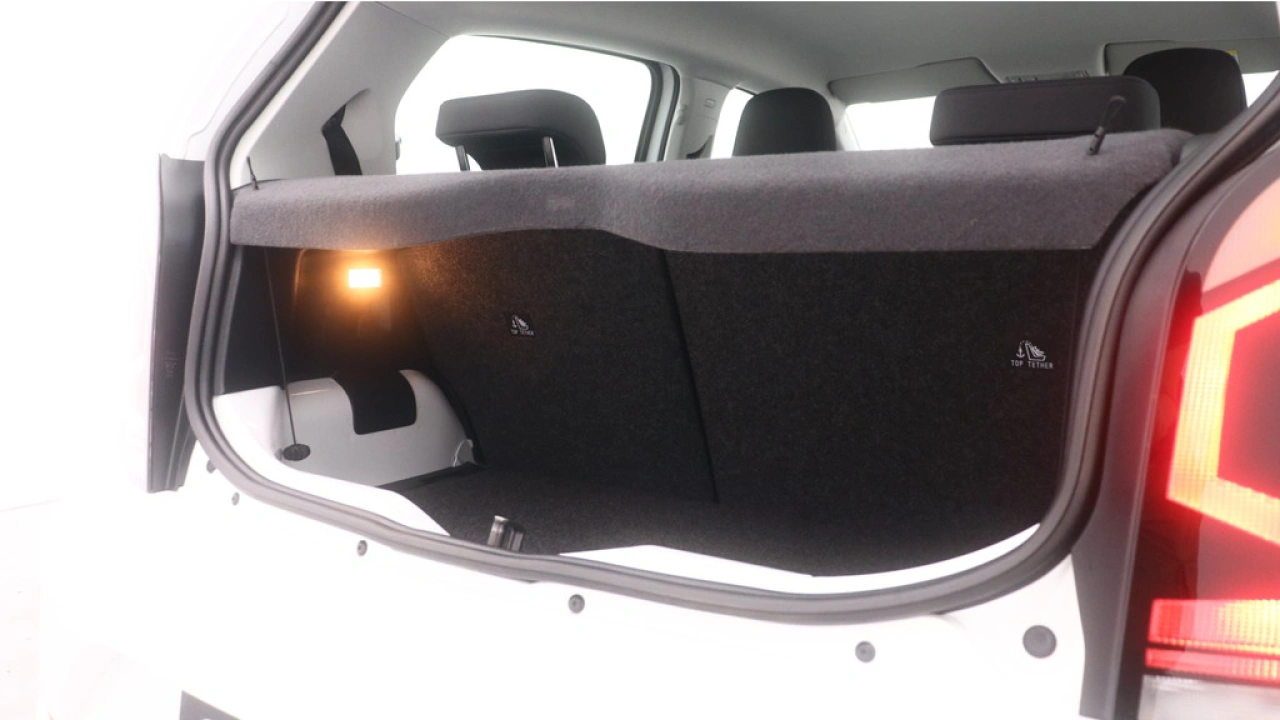 Volkswagen up! 1.0 mpi 65pk Airco Bluetooth Lane assist
