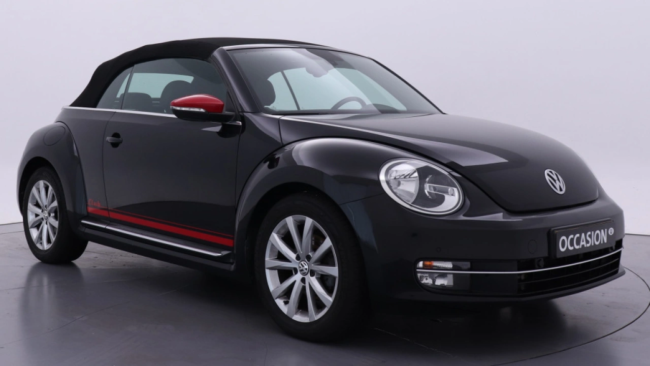 Volkswagen Beetle Cabriolet 1.2 TSI 105pk DSG Club Navigatie Leder