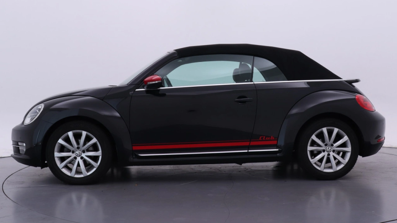 Volkswagen Beetle Cabriolet 1.2 TSI 105pk DSG Club Navigatie Leder