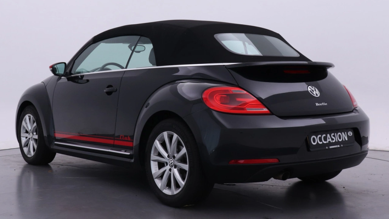 Volkswagen Beetle Cabriolet 1.2 TSI 105pk DSG Club Navigatie Leder