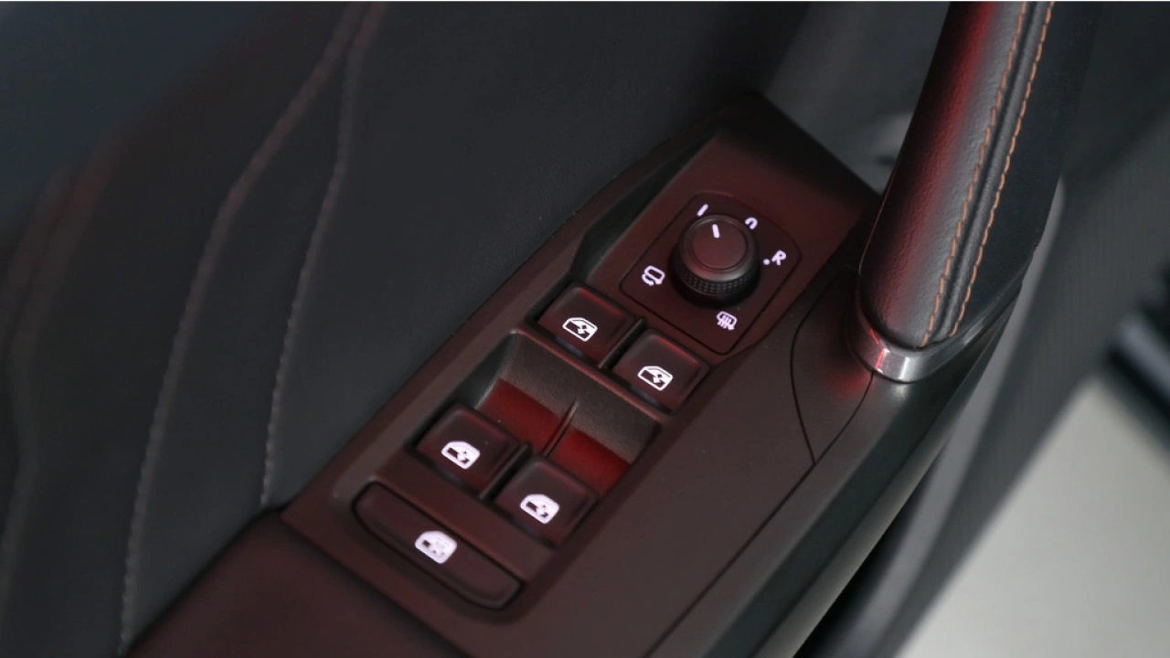 CUPRA Leon 1.4 TSI eHybrid 204pk PHEV  Adrenaline