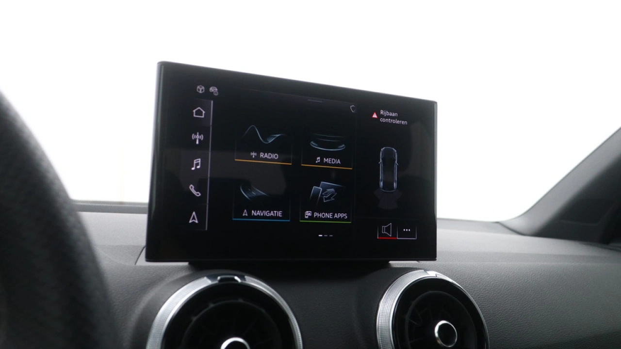 Audi Q2 35 TFSI S Edition | Stoelverwarming | adaptive cruise |