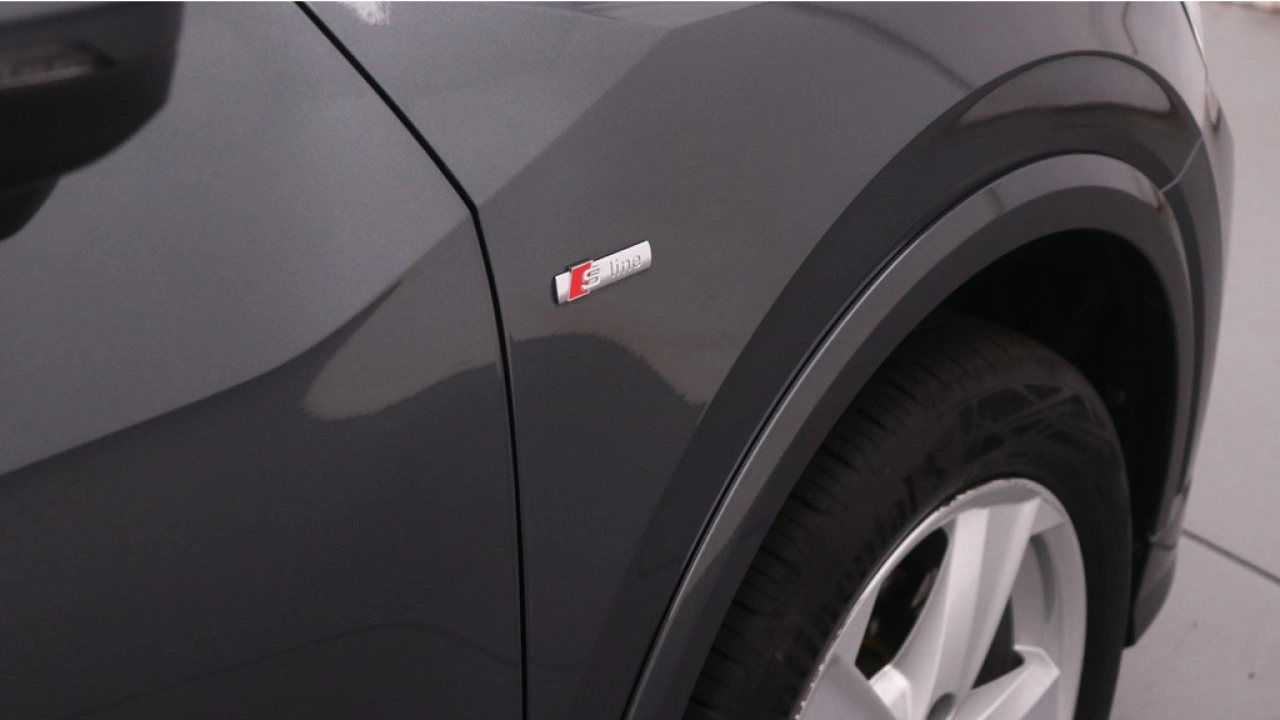 Audi Q2 35 TFSI S Edition | Stoelverwarming | Adaptive cruise | Zwart optiek |