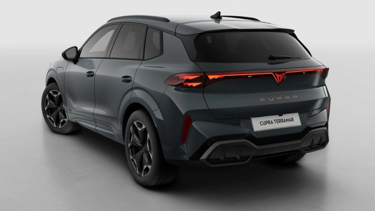 CUPRA Terramar 1.5 TSI e-Hybrid 272 6DSG VZ Performance