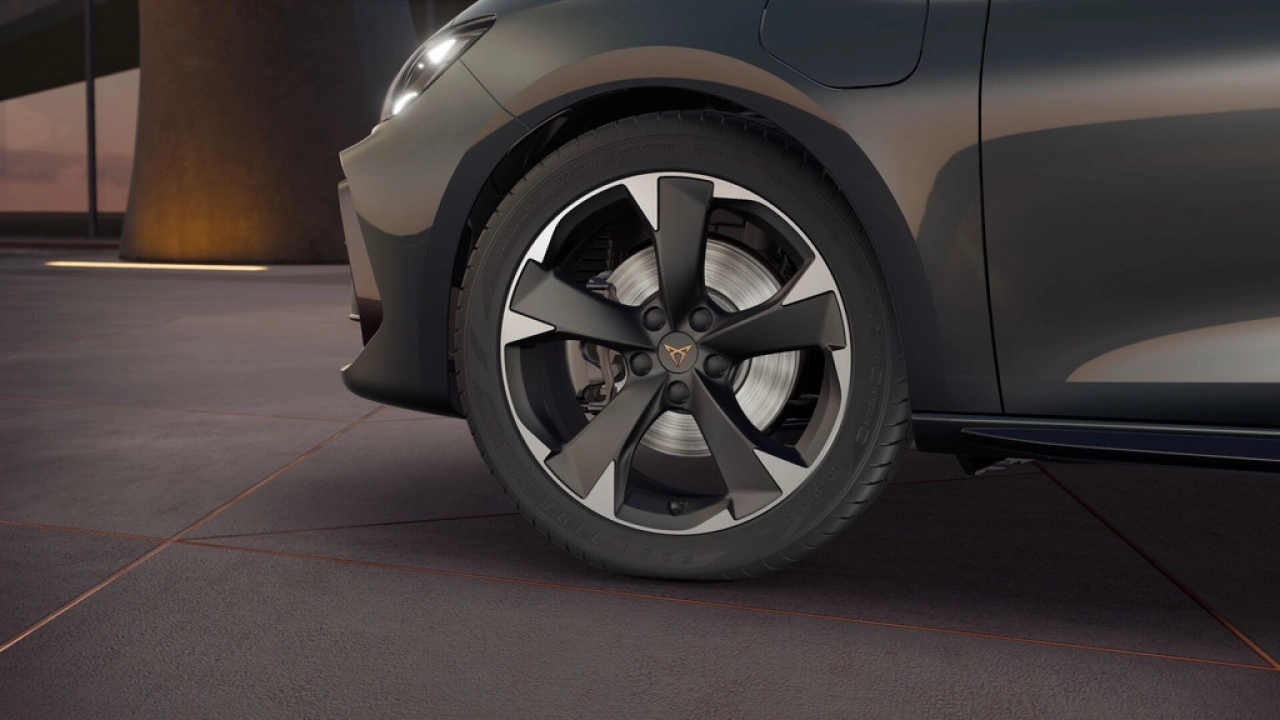 CUPRA Leon 1.5 TSI e-Hybrid 204 6DSG Business