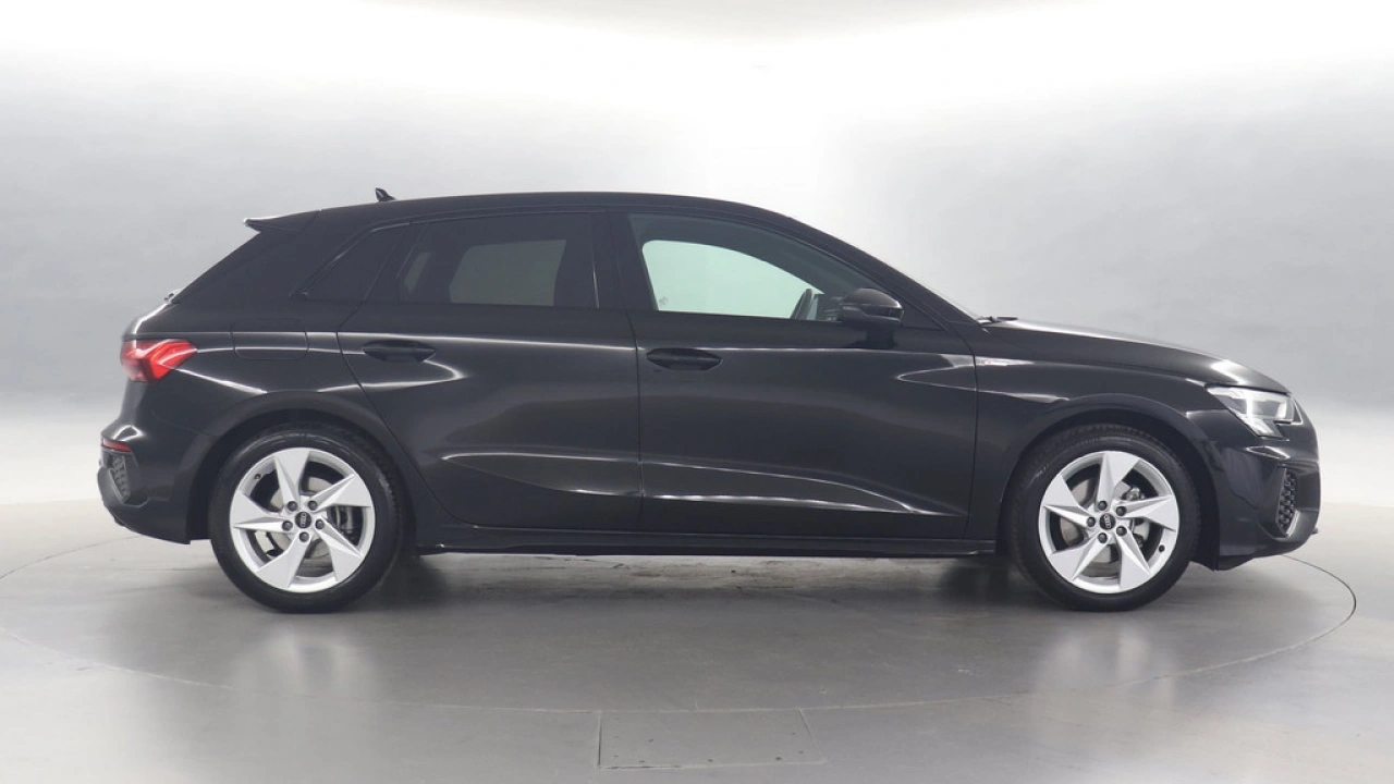 Audi A3 Sportback 35 TFSI 150pk S Edition S-Tronic