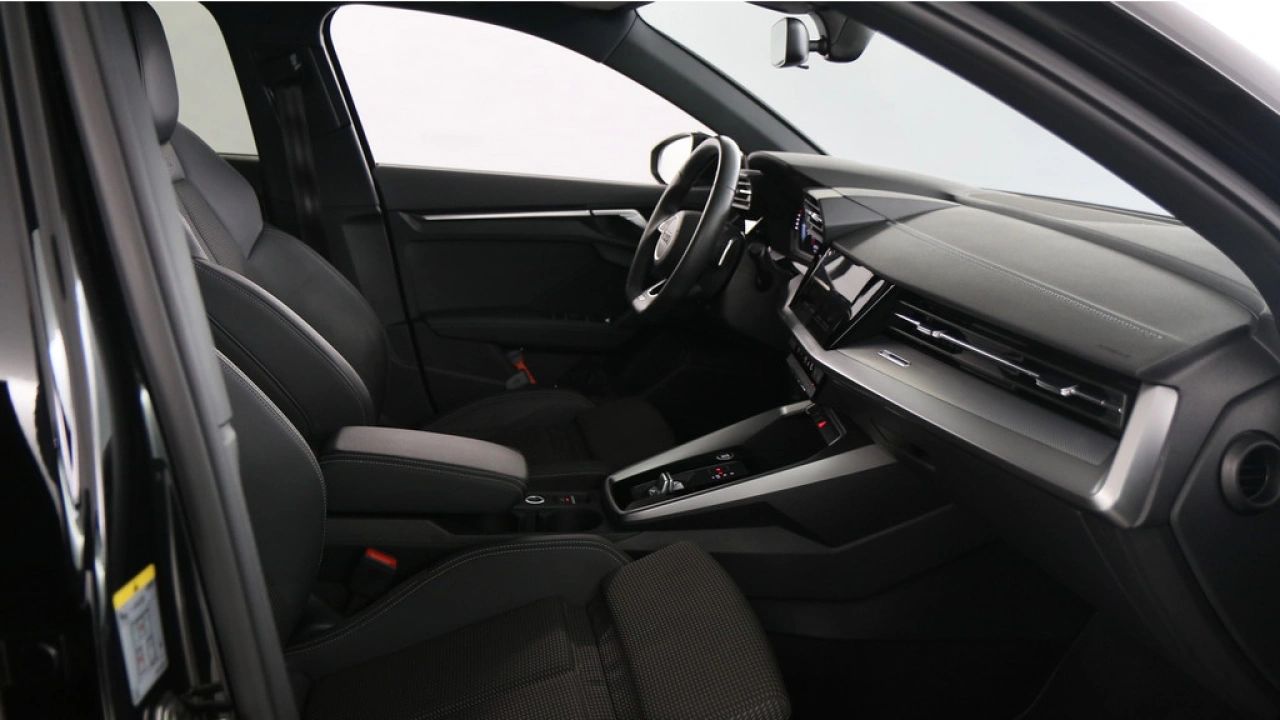 Audi A3 Sportback 35 TFSI 150pk S Edition S-Tronic