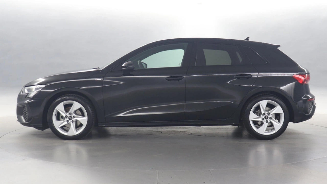 Audi A3 Sportback 35 TFSI 150pk S Edition S-Tronic