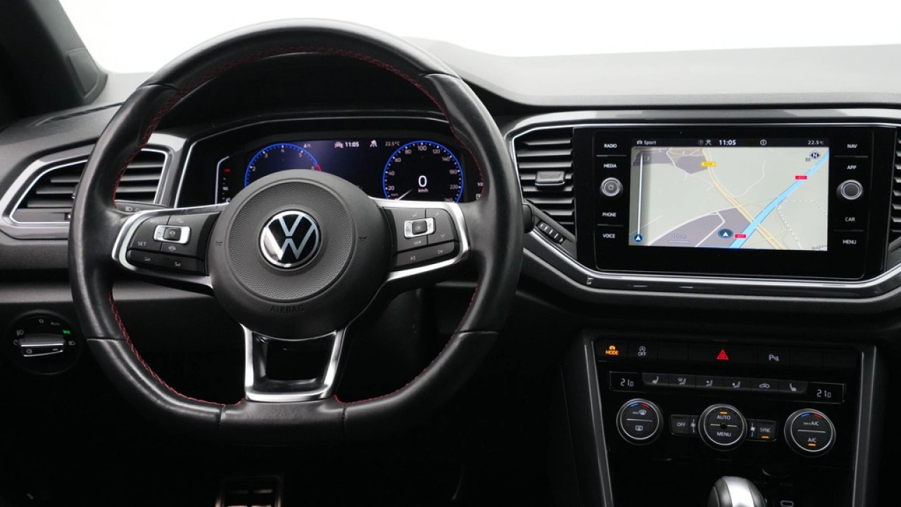 Volkswagen T-Roc 1.5 TSI 150pk DSG R-Line Business