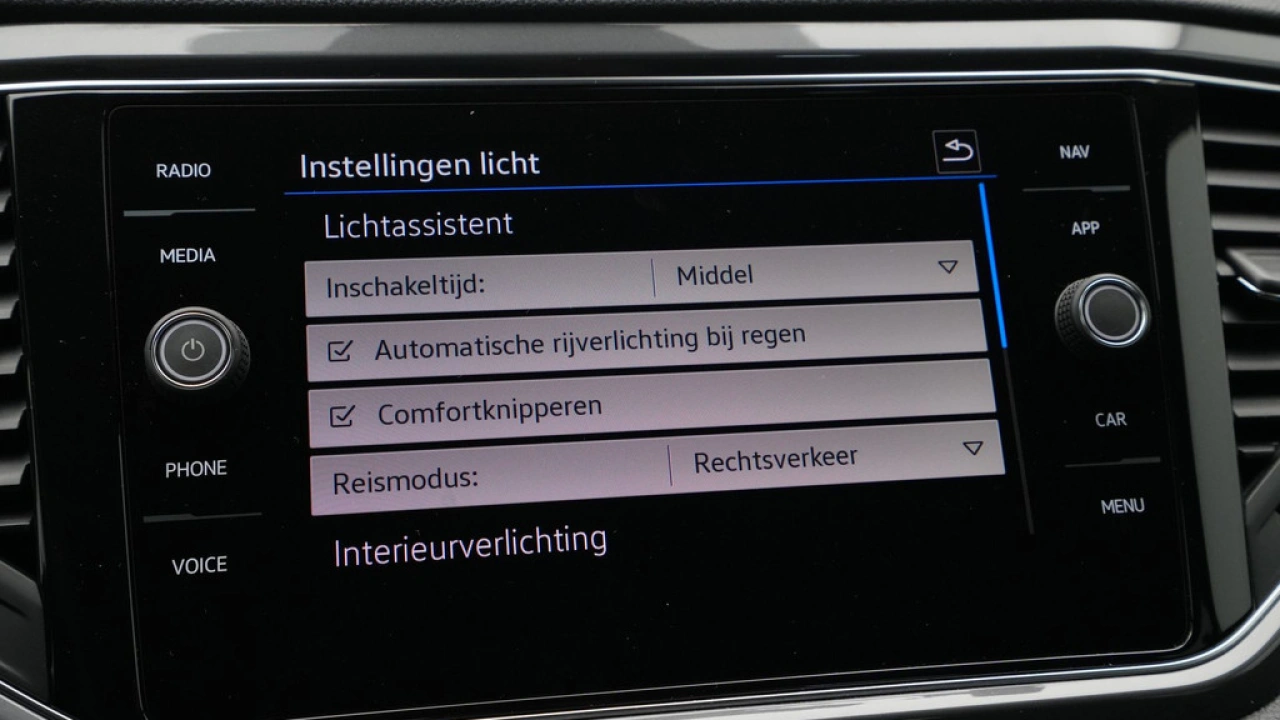 Volkswagen T-Roc 1.5 TSI 150pk DSG R-Line Business