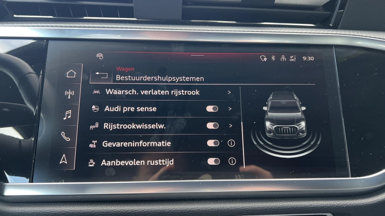 Audi Q3 45 TFSIe 245pk S Edition / Stoelverwarming / PDC V+A / Camera