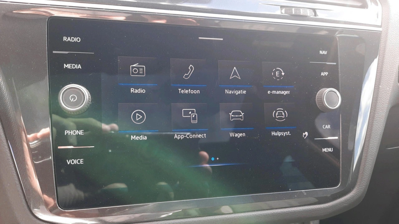 Volkswagen Tiguan 1.4 TSI eHybrid R-Line Business+ | Trekhaak | Camera | Panoramadak