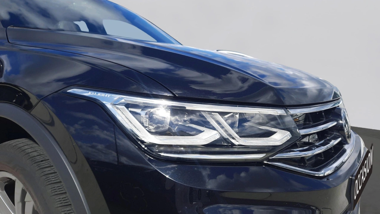 Volkswagen Tiguan 1.4 TSI eHybrid R-Line Business+ | Trekhaak | Camera | Panoramadak