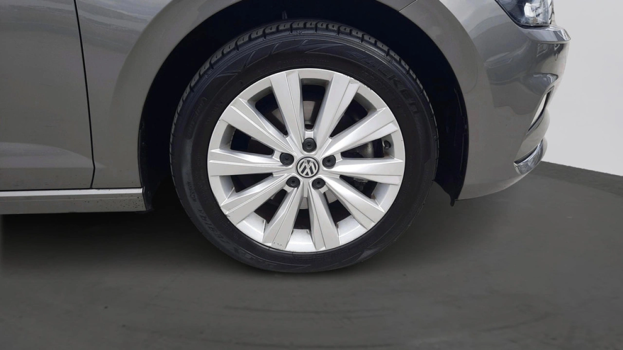 Volkswagen Polo 1.0 TSI Automaat | Highline Executive | Navi | Camera | 16