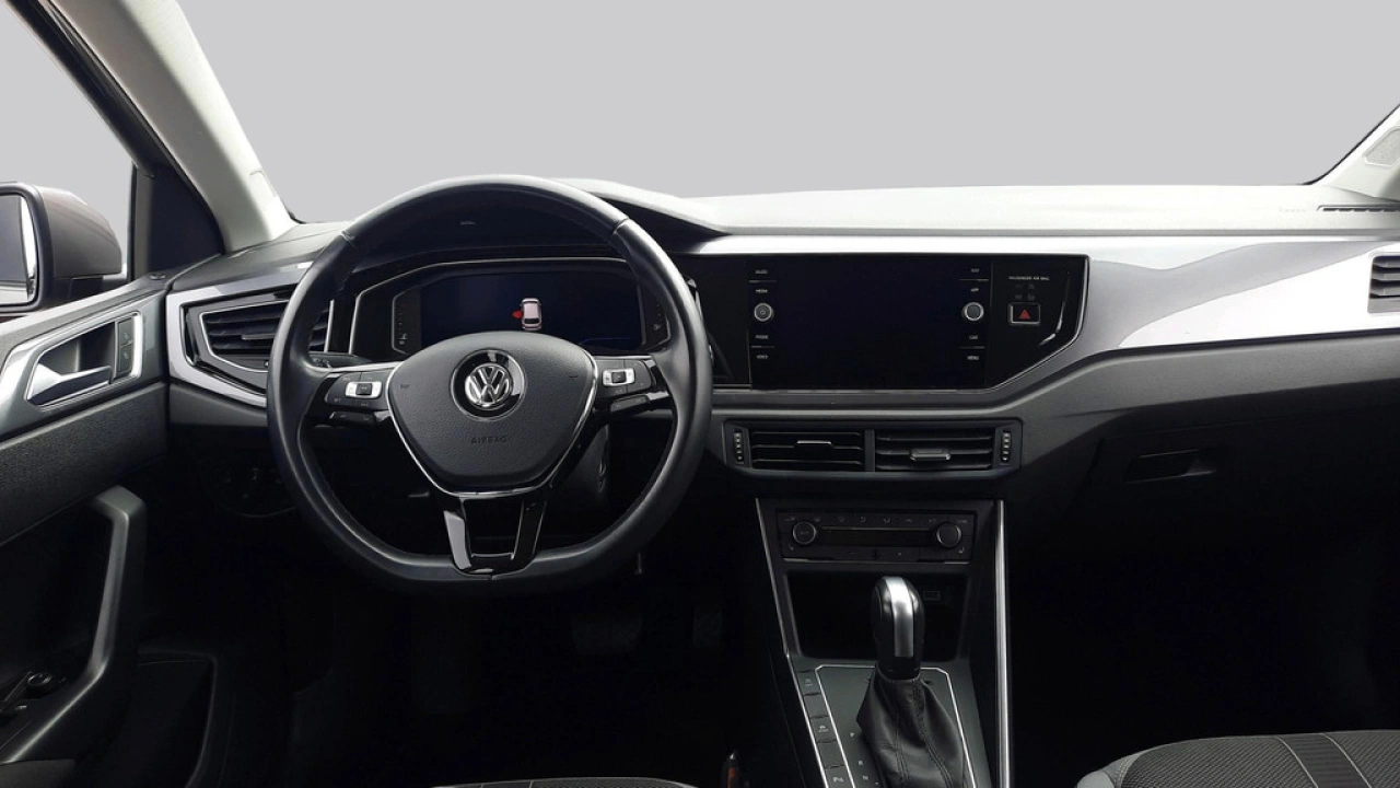 Volkswagen Polo 1.0 TSI Automaat | Highline Executive | Navi | Camera | 16