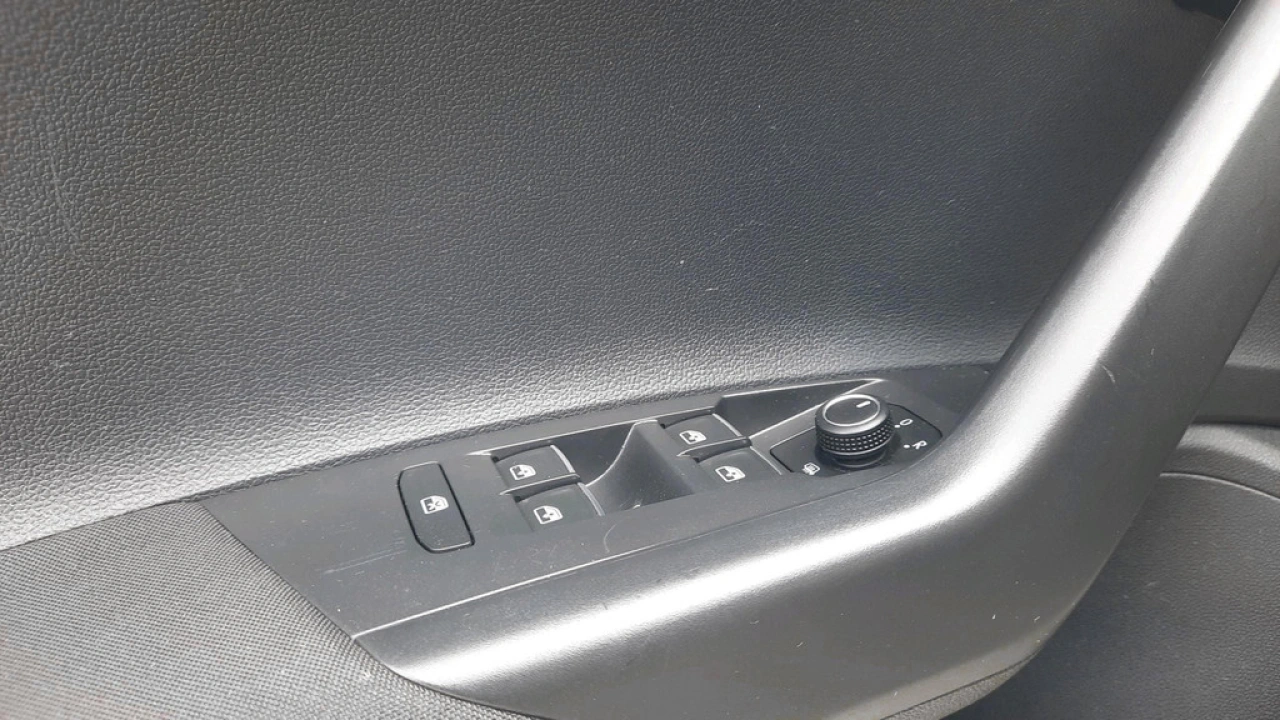 Volkswagen Polo 1.0 TSI Automaat | Highline Executive | Navi | Camera | 16