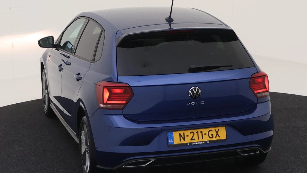 Volkswagen Polo 1.0 TSI R-Line Edition | Executive | Navi | Parkeersensoren |