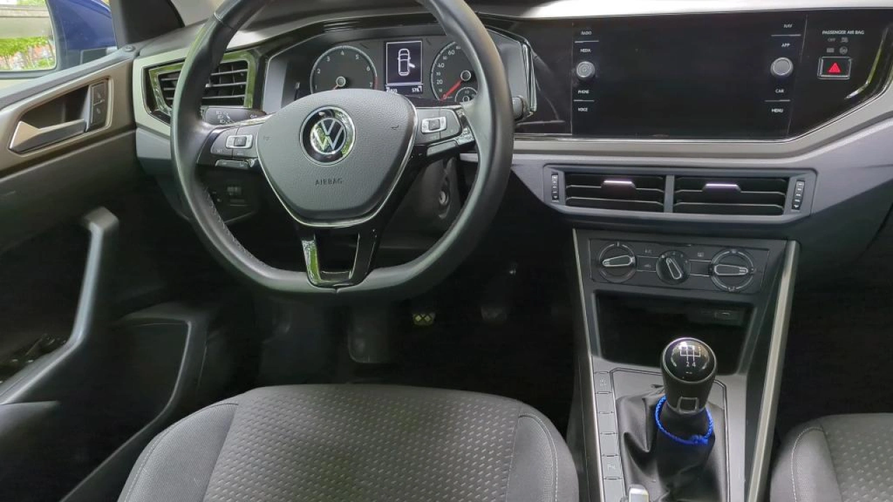 Volkswagen Polo 1.0 TSI R-Line Edition | Executive | Navi | Parkeersensoren |