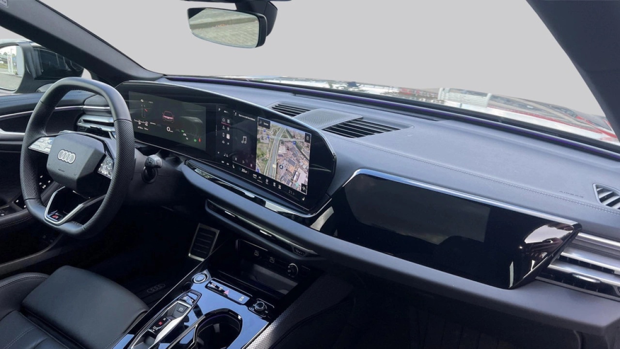 Audi A5 Avant 2.0 e-hybrid 299Pk Quattro S Edition / Panorama-glas dak / Trekhaak