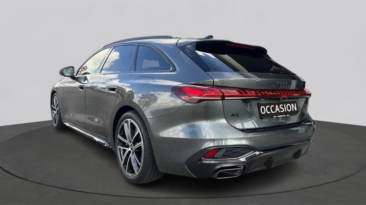 Audi A5 Avant 2.0 e-hybrid 299Pk Quattro S Edition / Panorama-glas dak / Trekhaak