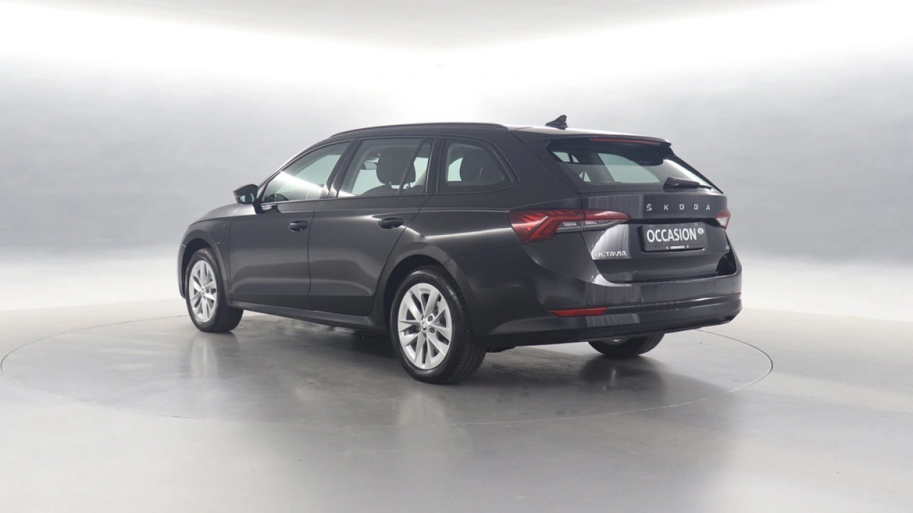 Škoda Octavia Combi 1.4 TSI iV PHEV Business Edition DSG