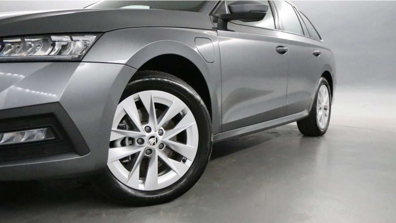 Škoda Octavia Combi 1.4 TSI 204pk iV PHEV Business Edition DSG