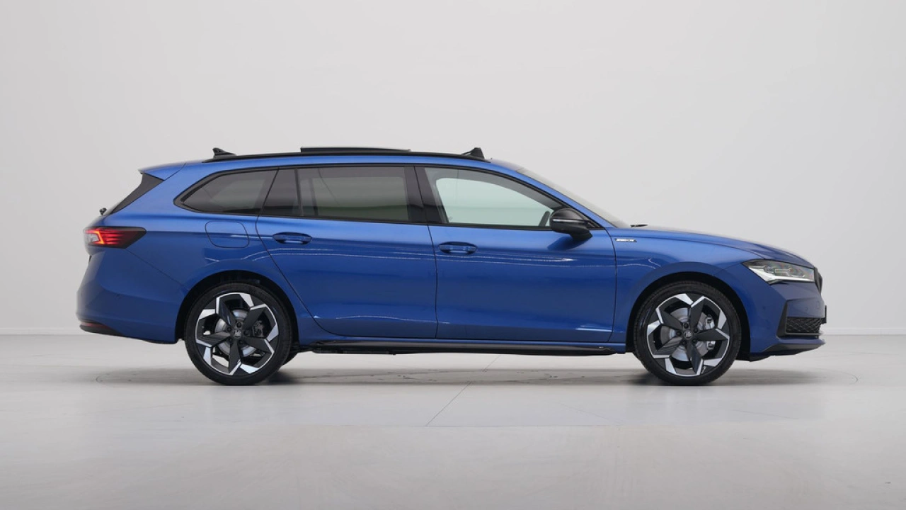 Škoda Superb Combi 1.5 TSI PHEV Sportline Business