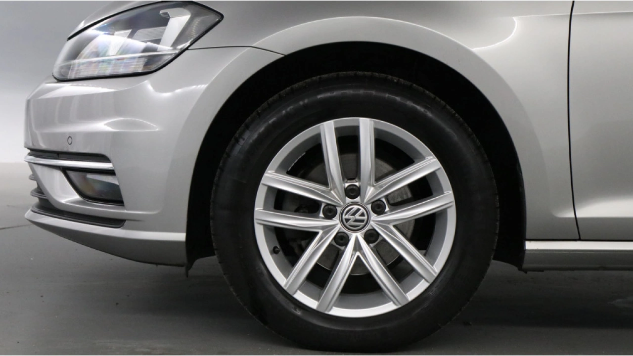 Volkswagen Golf 1.0 TSI 110pk Comfortline Navigatie Pdc Climatronic