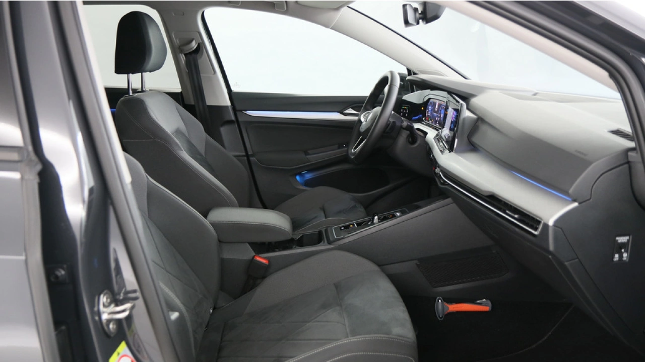 Volkswagen GOLF Variant 1.0 TSI 110pk Life Business DSG