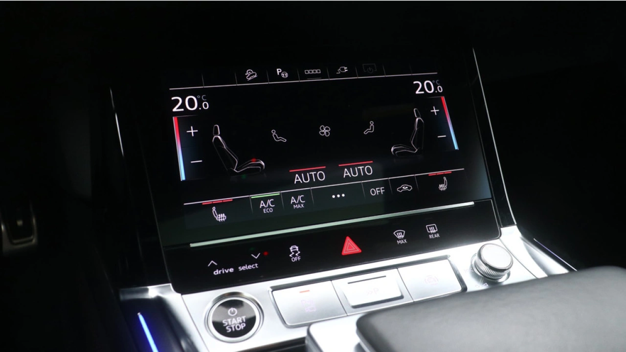 Audi Q8 e-tron 55 quattro S Edition 115 kWh | Panoramadak | 22