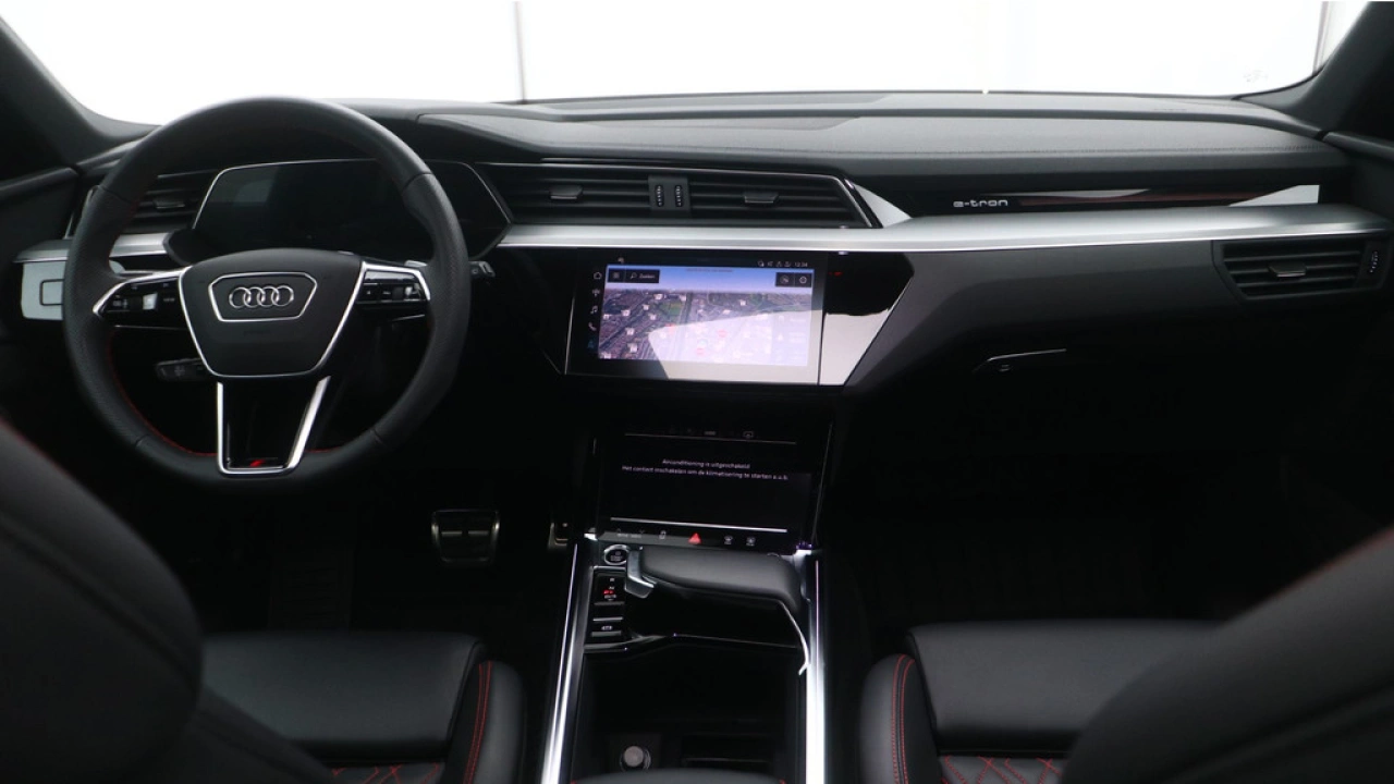Audi Q8 e-tron 55 quattro S Edition 115 kWh | Panoramadak | 22