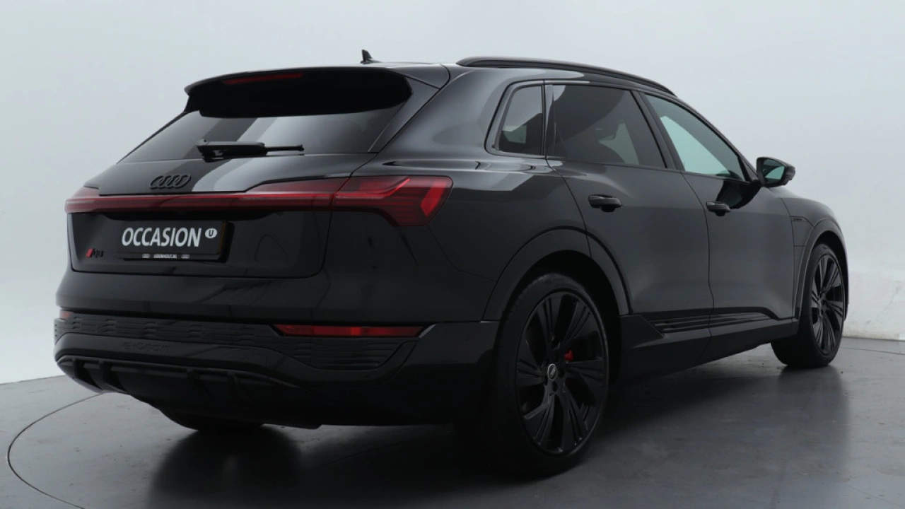 Audi Q8 e-tron 55 quattro S Edition 115 kWh | Panoramadak | 22