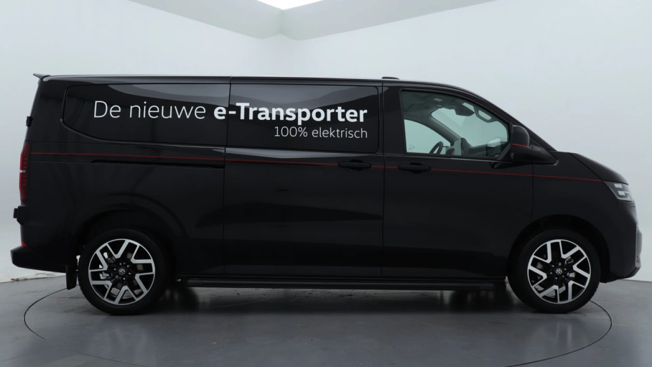 VW Bedrijfswagens Transporter e-Transporter L2H1 64kWh 286pk RWD 3.2T Style-Intro