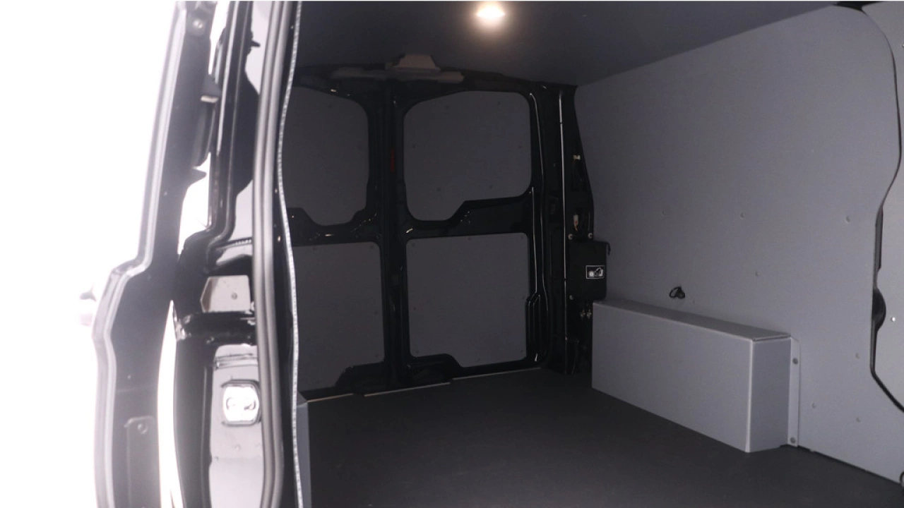 VW Bedrijfswagens E-Transporter L2H1 64kWh 286pk RWD 3.2T Style-Intro