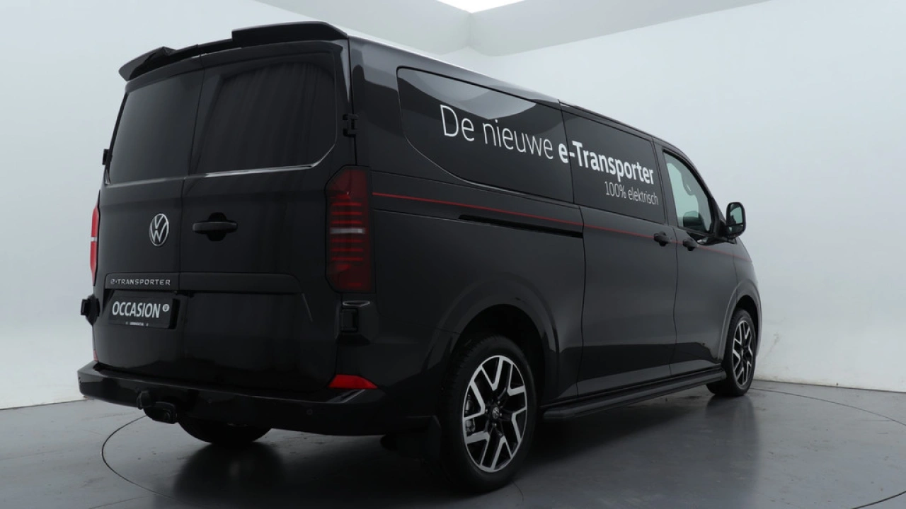VW Bedrijfswagens E-Transporter L2H1 64kWh 286pk RWD 3.2T Style-Intro