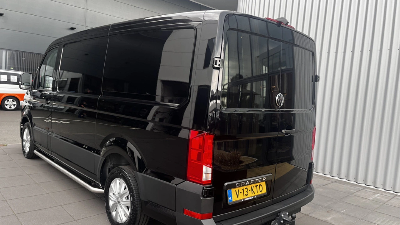 VW Bedrijfswagens Crafter GP L3H2 2.0 TDI 140pk 3.5T FWD Trendline