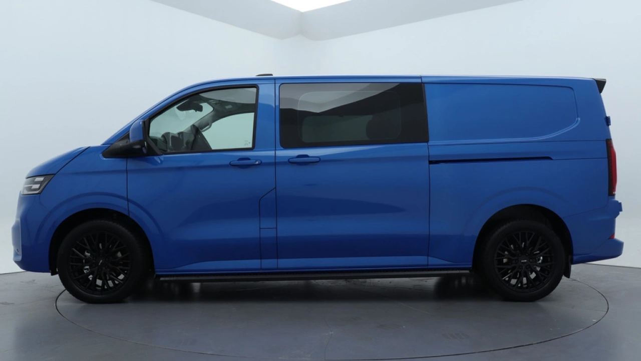 VW Bedrijfswagens Transporter DC L2H1 2.0 TDI 170pk 2.8T Automaat Bulli