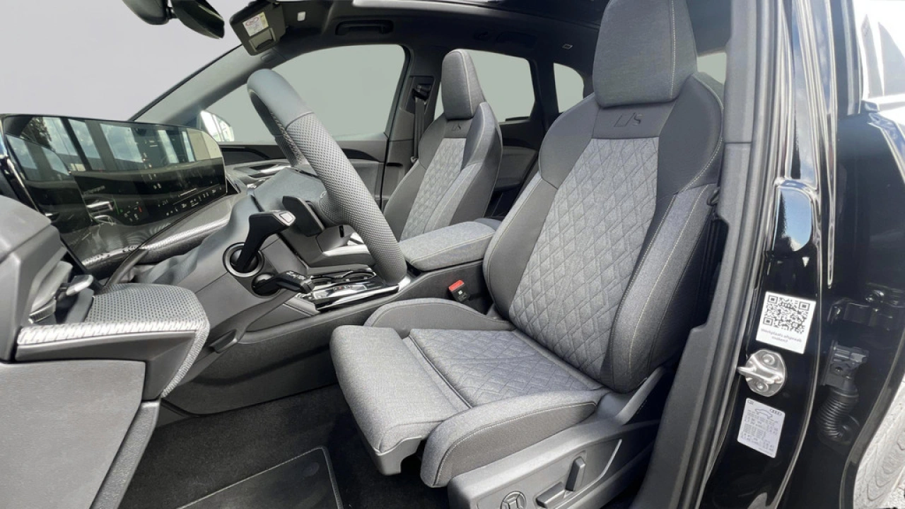 Audi Q5 2.0 TFSI e-hybrid 299pk Quattro S Edition / Luchtvering / Tech plus / Panodak