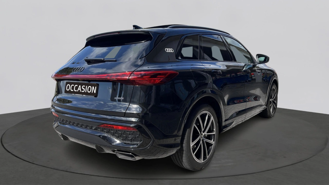 Audi Q5 2.0 TFSI e-hybrid 299pk Quattro S Edition / Luchtvering / Tech plus / Panodak