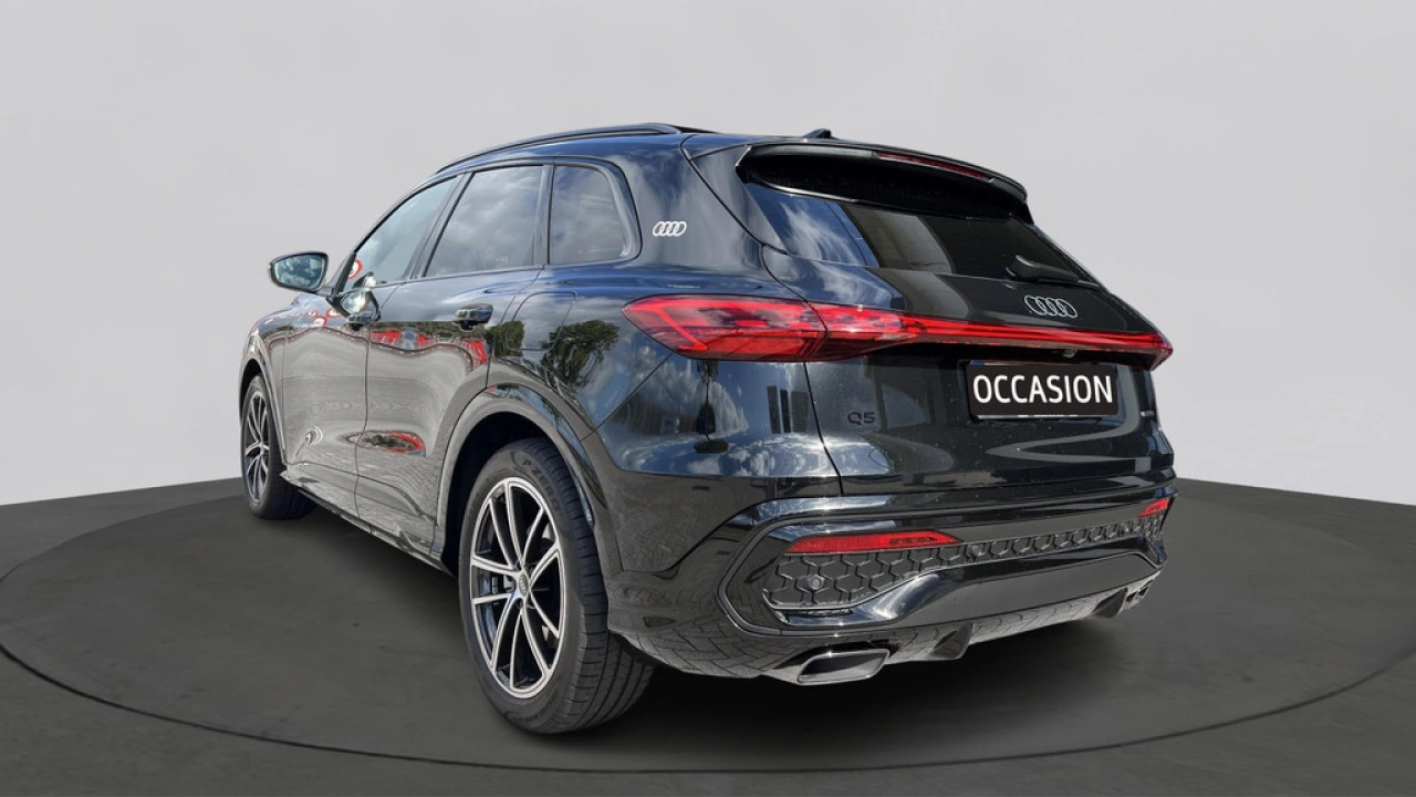 Audi Q5 2.0 TFSI e-hybrid 299pk Quattro S Edition / Luchtvering / Tech plus / Panodak