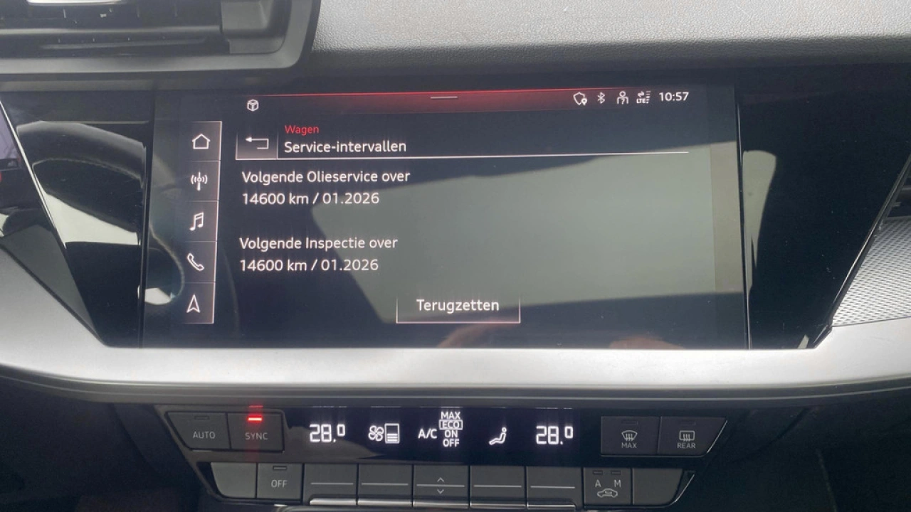 Audi A3 Sportback 35 TFSI 150pk Automaat S edition / Panoramadak / Matrix LED / Sfeerverlichting