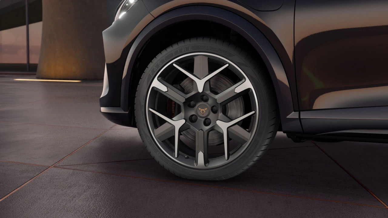 CUPRA Formentor 1.5 TSI e-Hybrid 272 6DSG VZ Performance