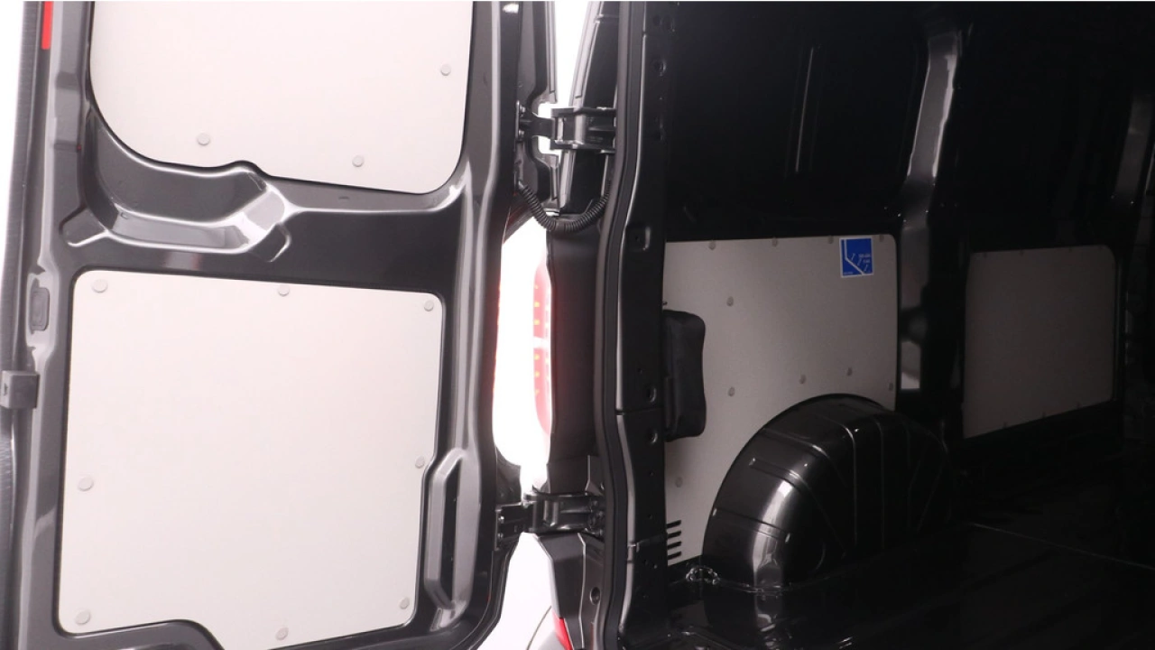 VW Bedrijfswagens Transporter e-Transporter L1H1 64kWh 218pk RWD 3.2T Life-Intro