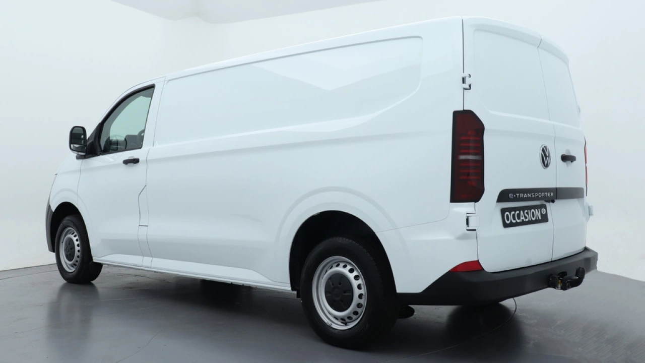VW Bedrijfswagens Transporter e-Transporter L2H1 64kWh 136pk RWD 3.2T