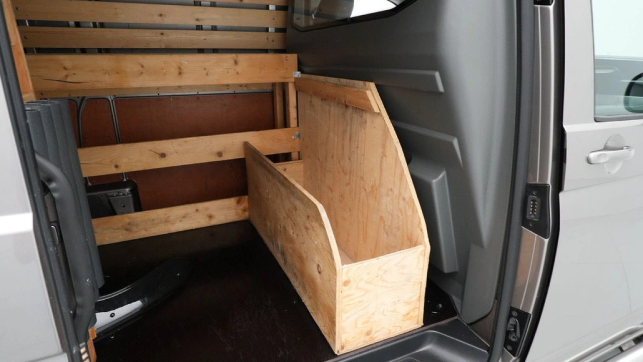 VW Bedrijfswagens Transporter 2.0 TDI 150pk DSG L2H1 28